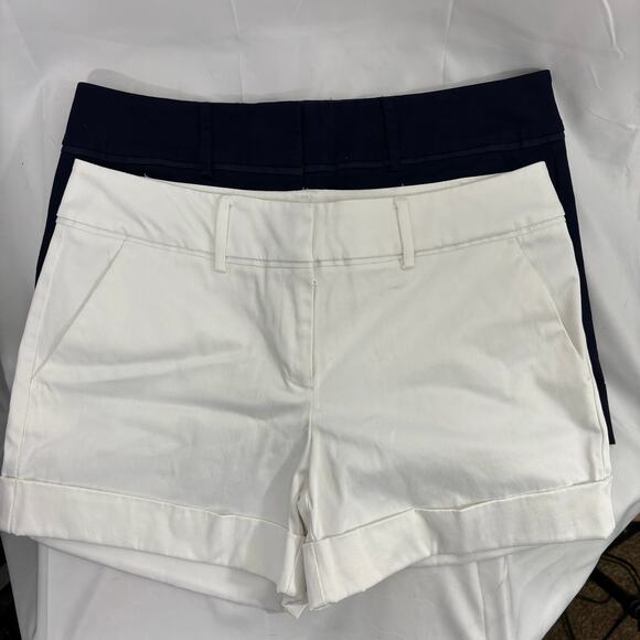 NY&C 7th Avenue Women’s 4” Shorts Lot of 2 Black & White Size 8 - Picture 1 of 3